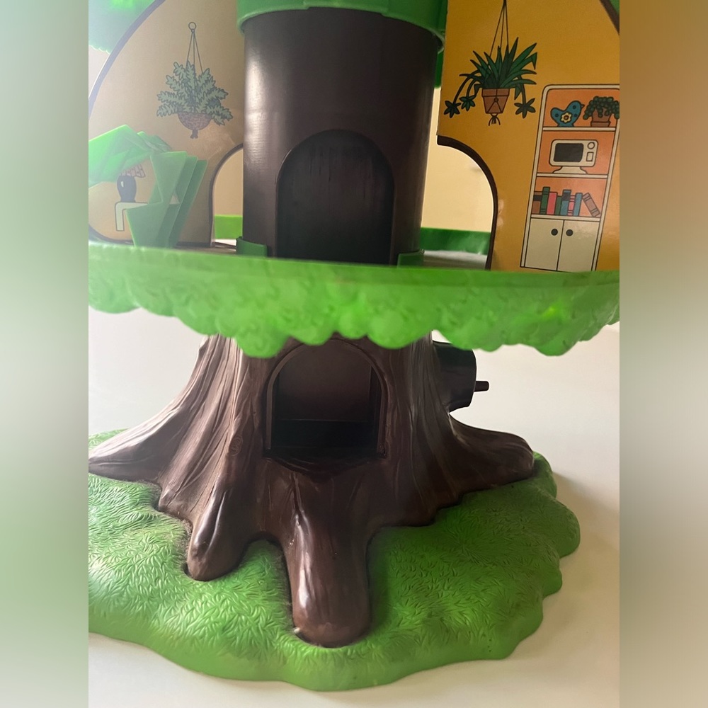Vintage General Mills Kenner 1975 Tree Tots Family Tree House Playset Pre-Owned - Picture 3 of 6